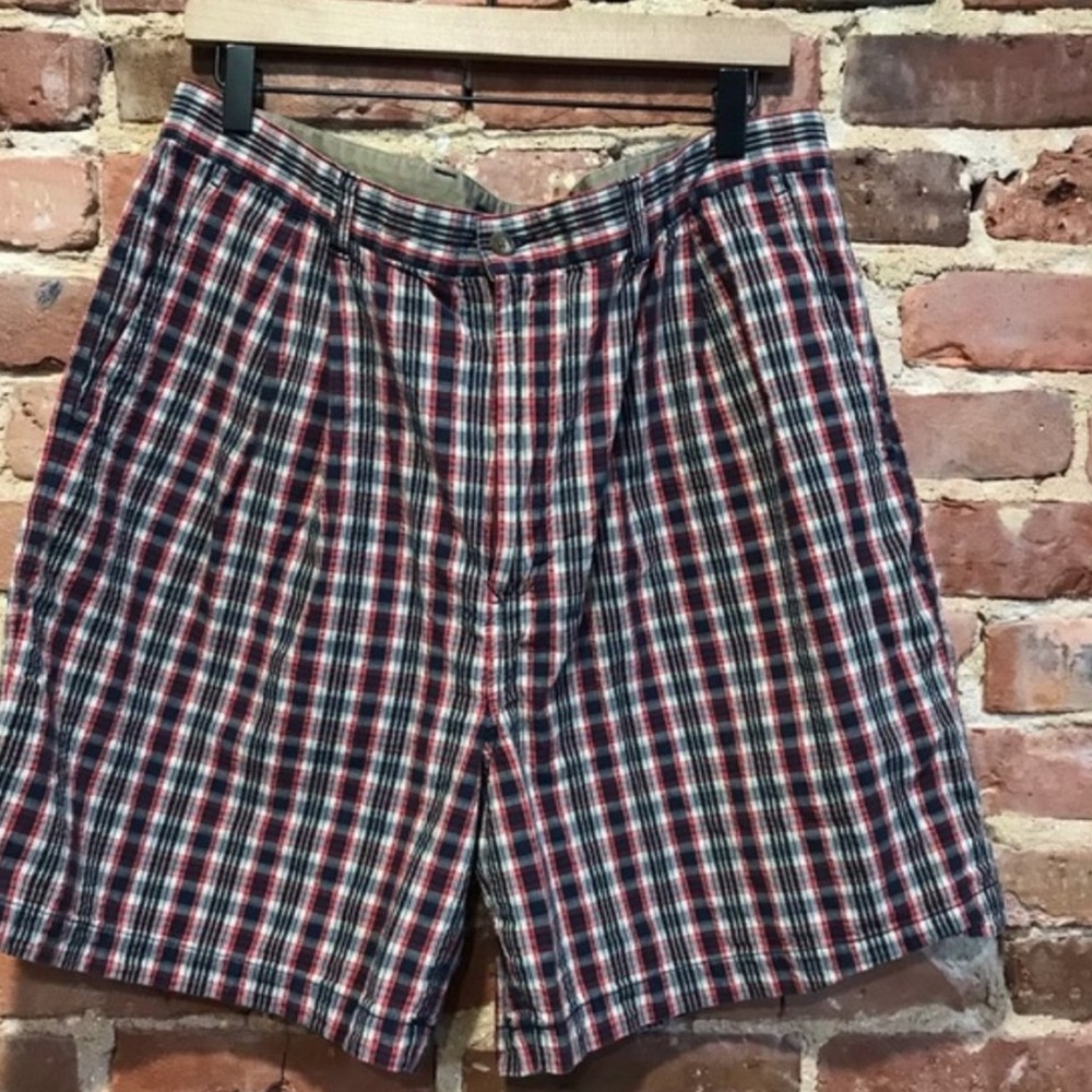 Tommy Hilfiger plaid seersucker shorts size 38